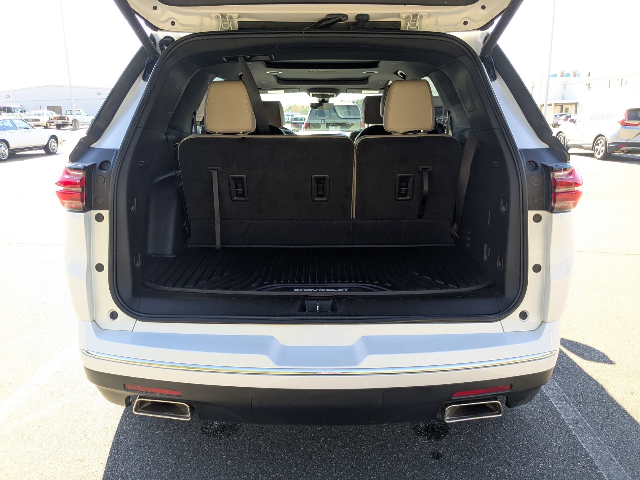 2023 Chevrolet Traverse Premier