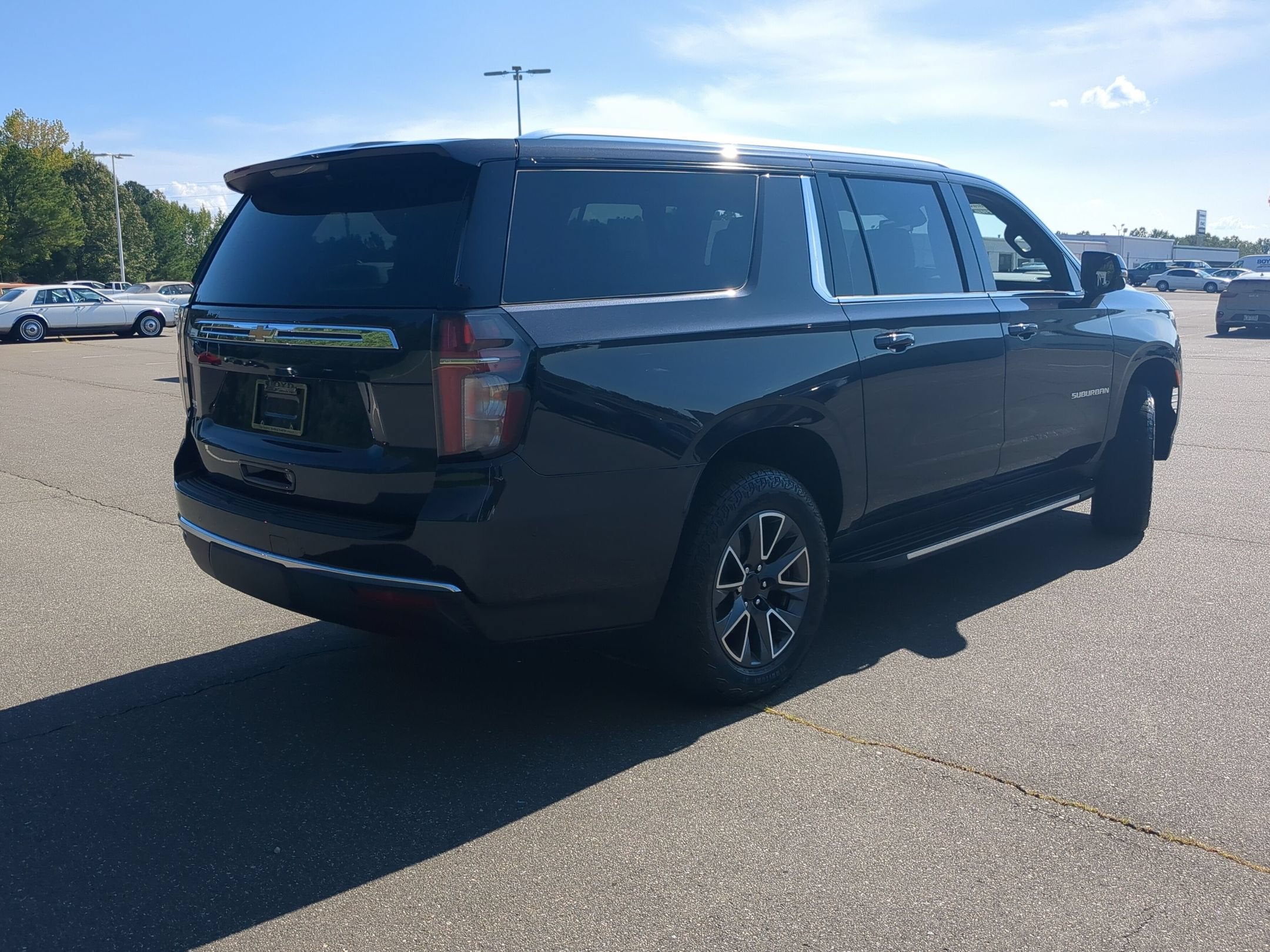 2024 Chevrolet Suburban LT