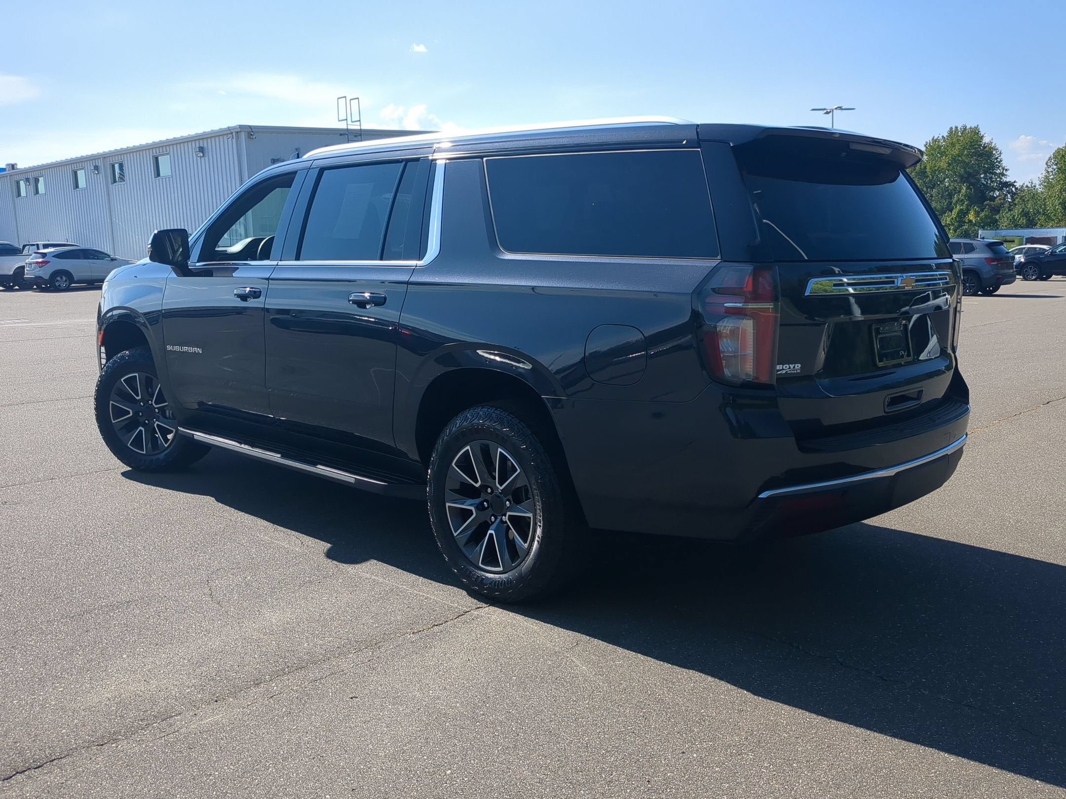 2024 Chevrolet Suburban LT