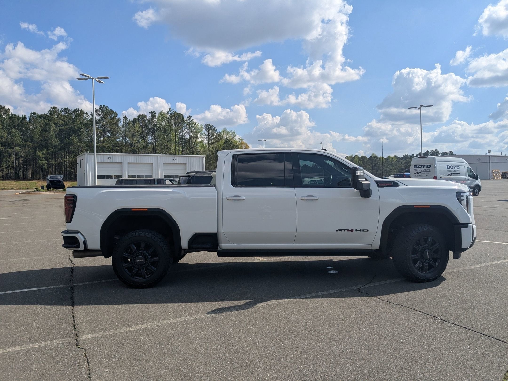 2024 GMC Sierra 2500 HD AT4