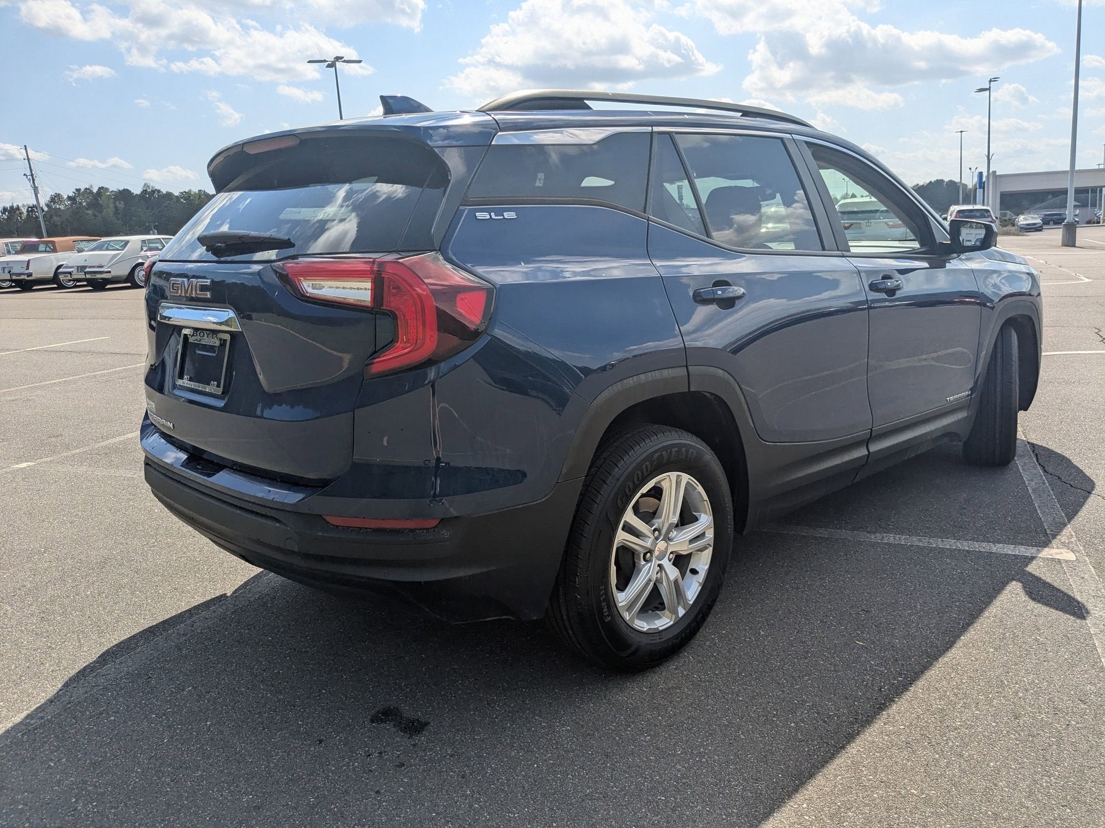 2022 GMC Terrain SLE