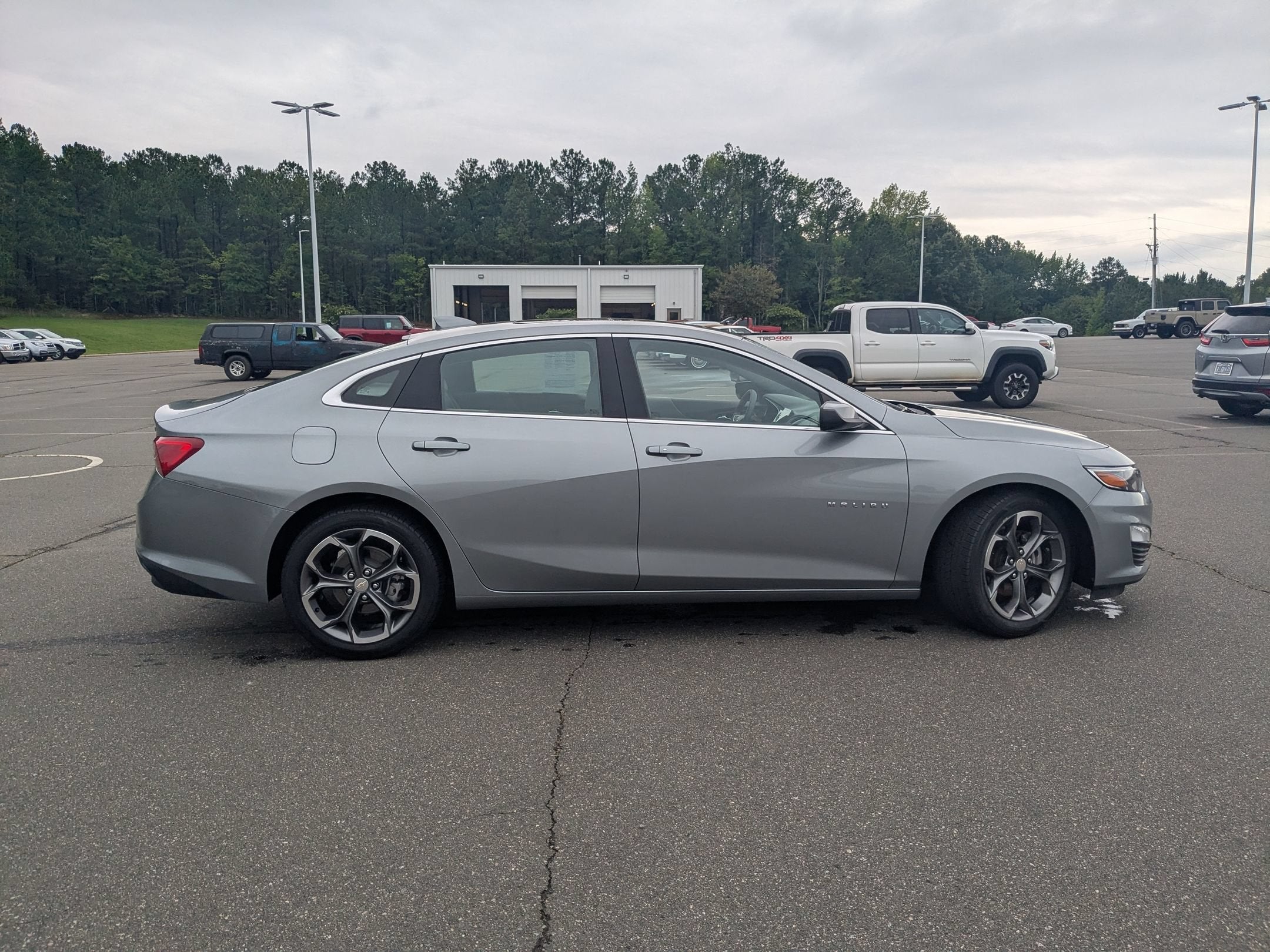 2024 Chevrolet Malibu LT