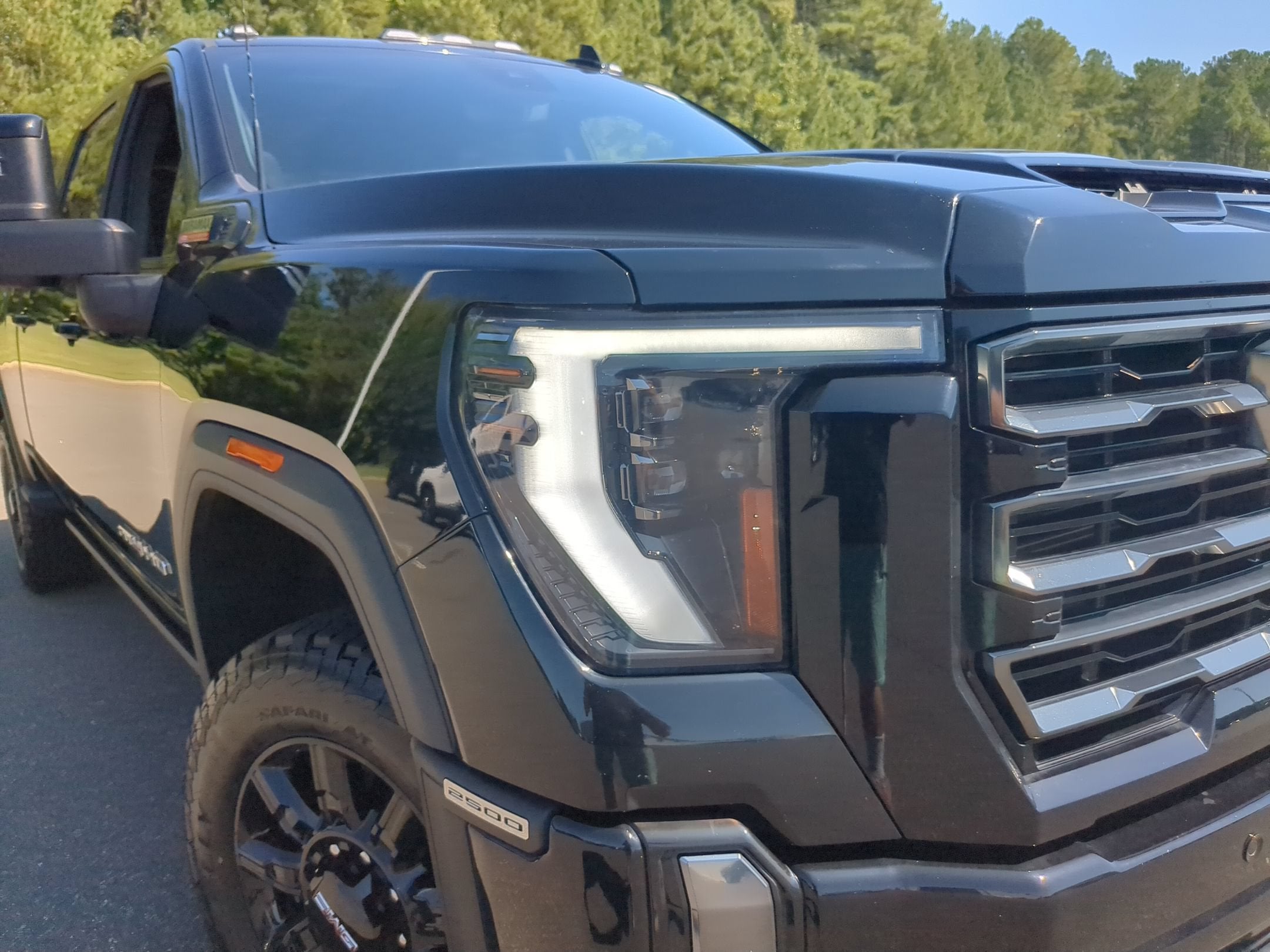 2024 GMC Sierra 2500HD AT4