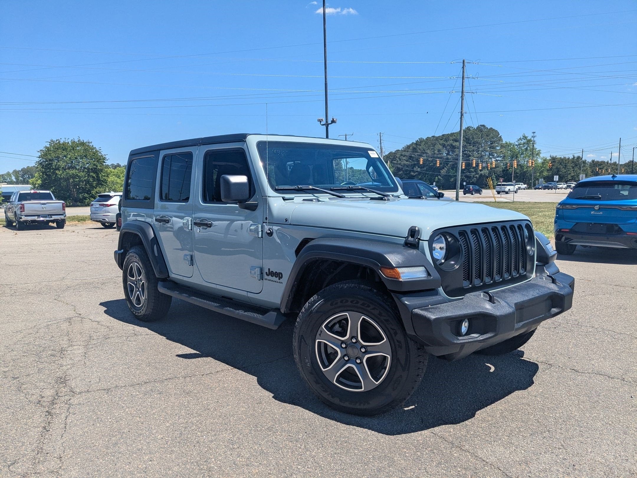 2023 Jeep Wrangler 4-Door Sport S 4x4