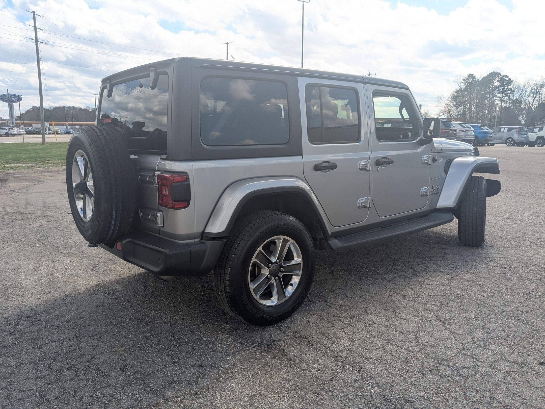 2019 Jeep Wrangler Unlimited Sahara 4x4