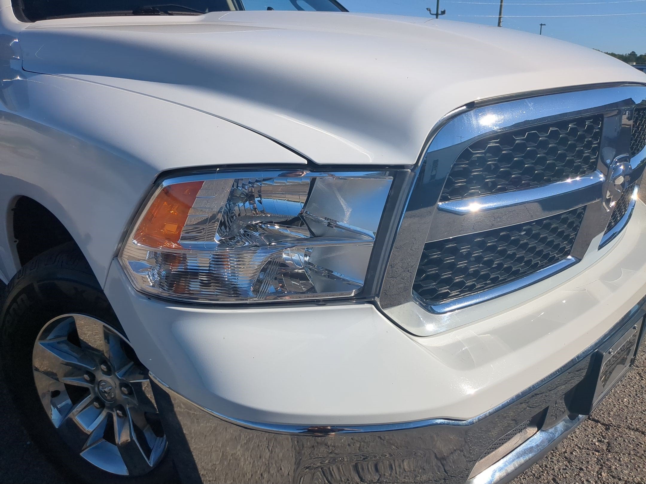 2024 RAM 1500 Classic SLT Quad Cab 4x2 6'4' Box