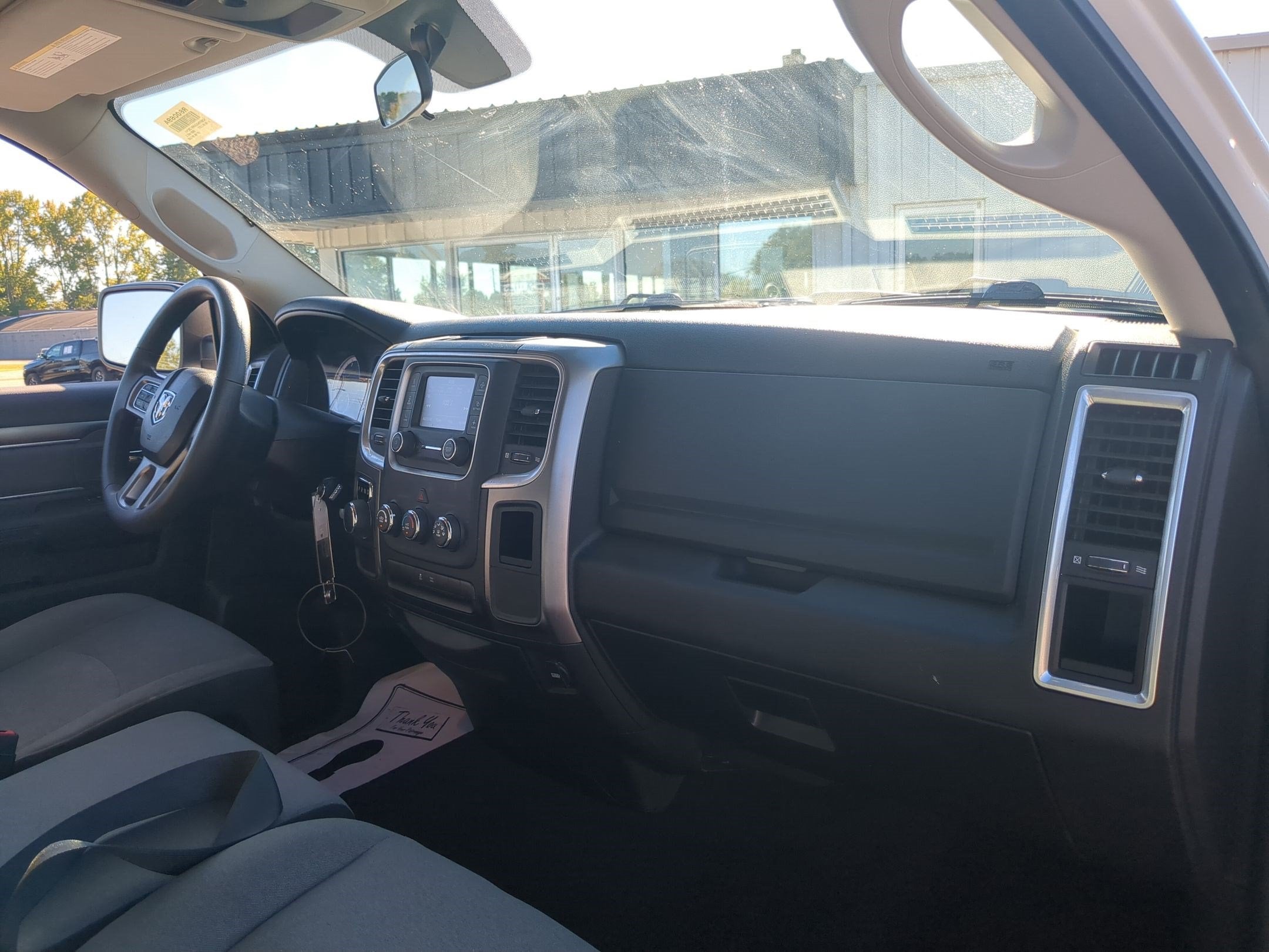 2024 RAM 1500 Classic SLT Quad Cab 4x2 6'4' Box