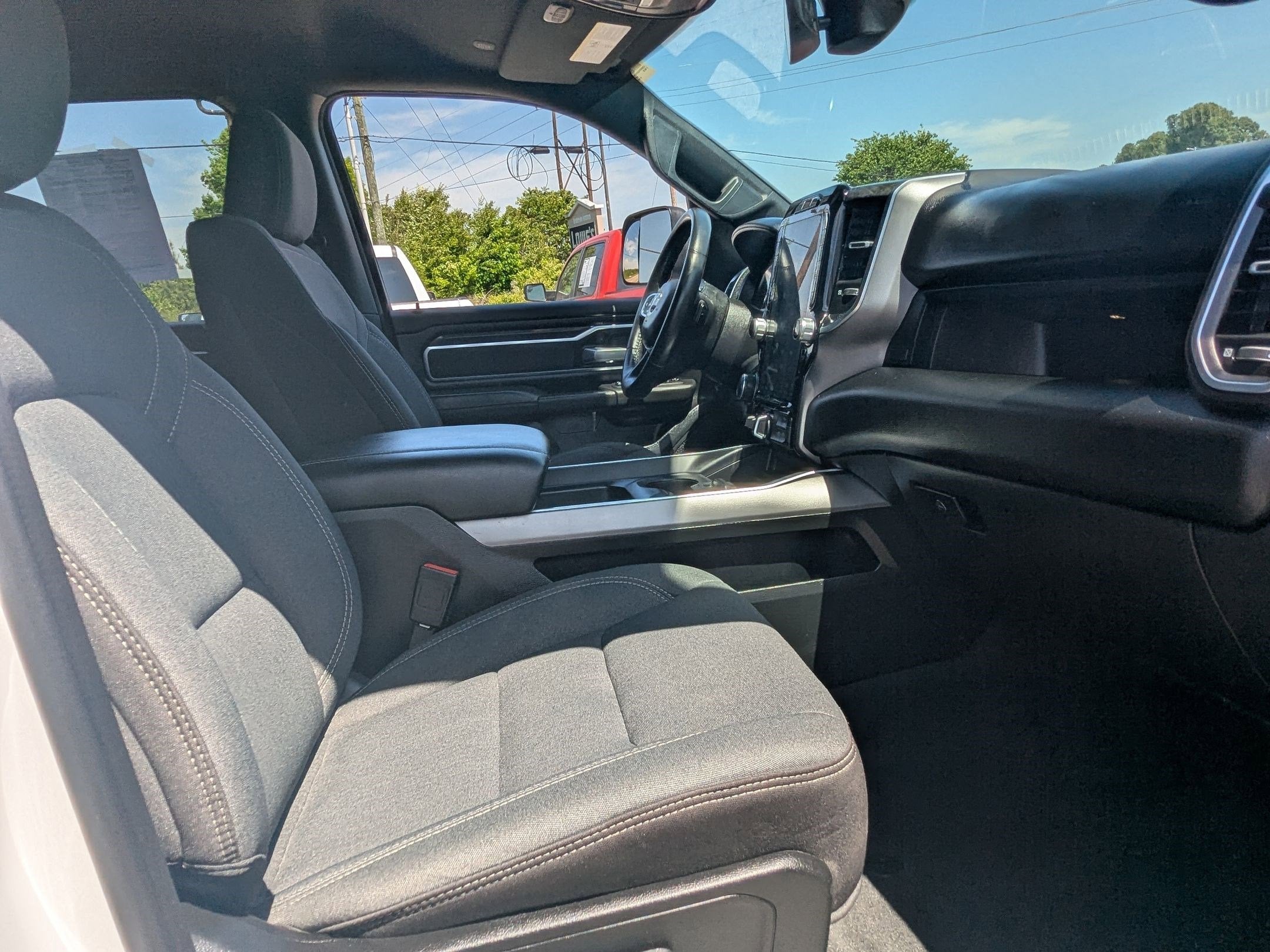 2024 RAM 1500 Big Horn Crew Cab 4x4 5'7' Box