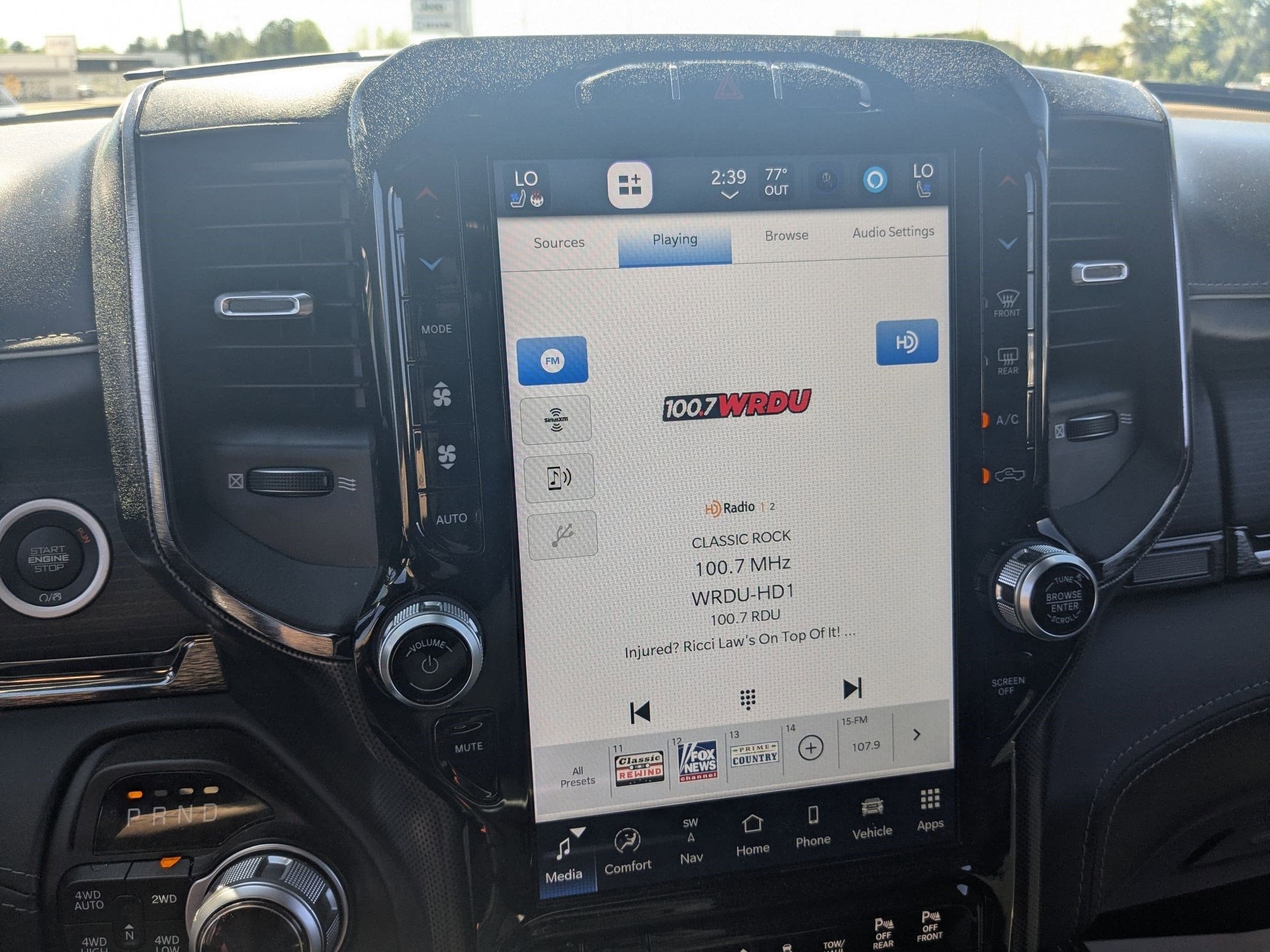 2022 RAM 1500 Limited Crew Cab 4x4 5'7' Box