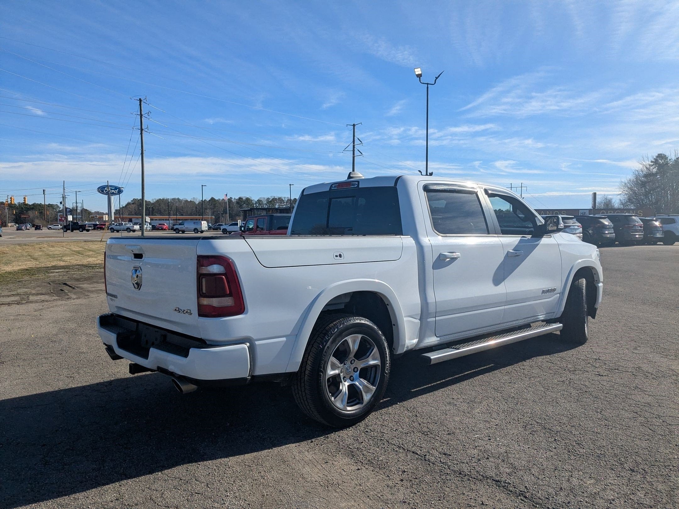 2021 RAM 1500 Laramie Crew Cab 4x4 5'7' Box