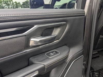 2022 RAM 1500 Laramie Crew Cab 4x4 5'7' Box