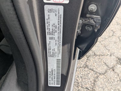 2022 RAM 1500 Laramie Crew Cab 4x4 5'7' Box