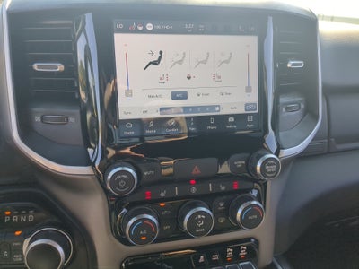 2022 RAM 1500 Big Horn Crew Cab 4x4 6'4' Box