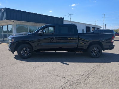 2022 RAM 1500 Big Horn Crew Cab 4x4 6'4' Box