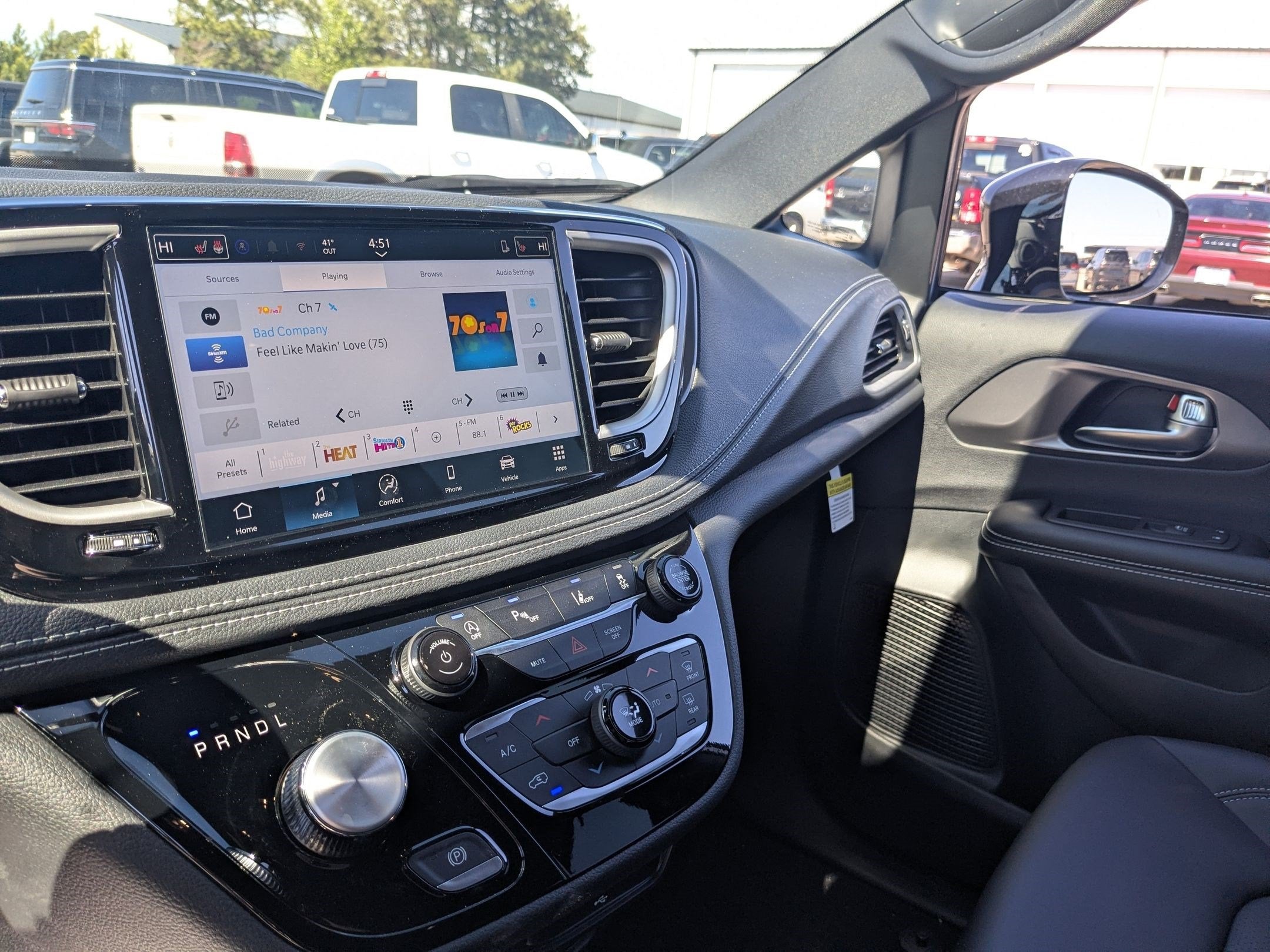 2026 Chrysler Pacifica PACIFICA SELECT