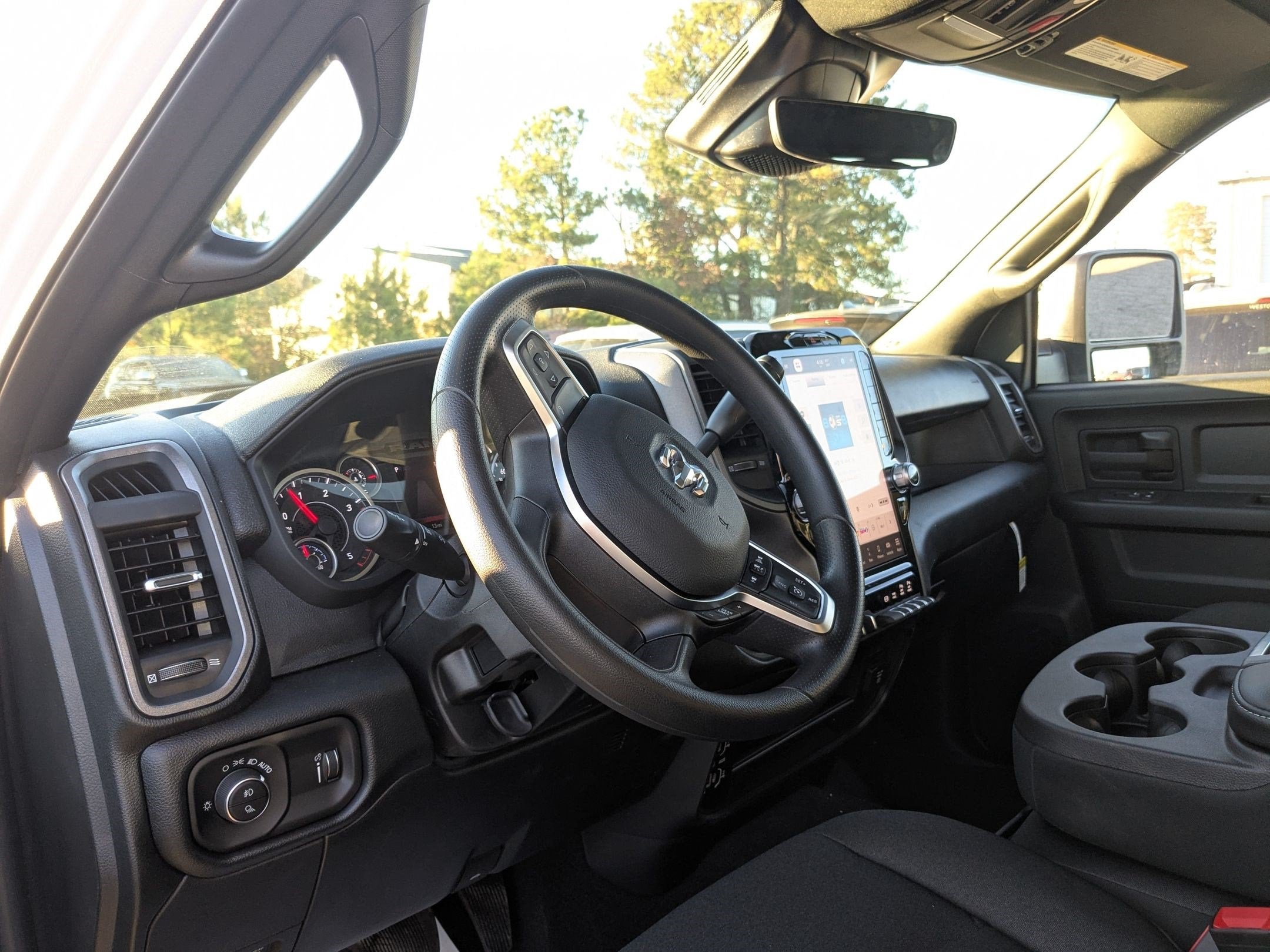 2026 RAM 2500 RAM 2500 TRADESMAN CREW CAB 4X4 6'4' BOX