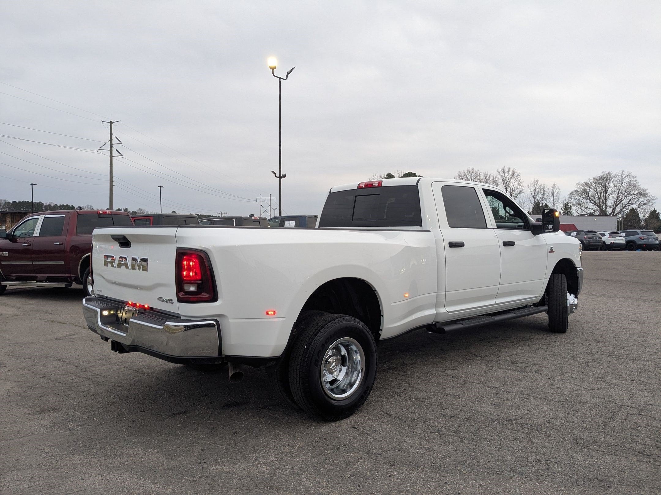 2026 RAM 3500 RAM 3500 TRADESMAN CREW CAB 4X4 8' BOX