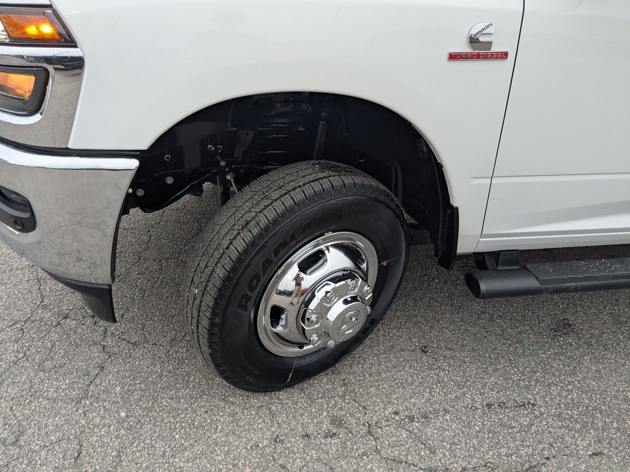 2026 RAM 3500 RAM 3500 TRADESMAN CREW CAB 4X4 8' BOX