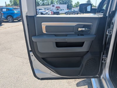 2018 RAM 1500 Big Horn Crew Cab 4x4 5'7' Box