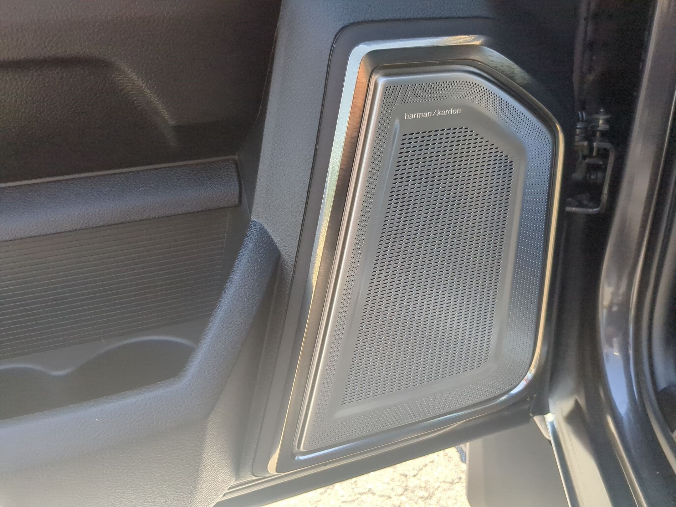2019 RAM 2500 Limited Crew Cab 4x4 6'4' Box