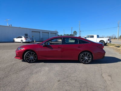 2019 Toyota Avalon XSE