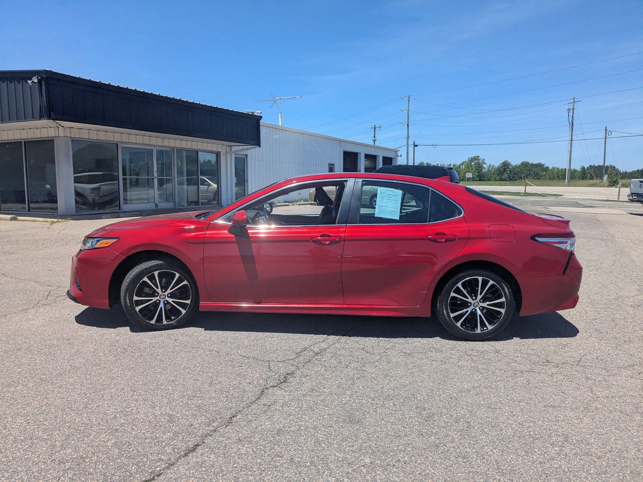 2020 Toyota Camry SE