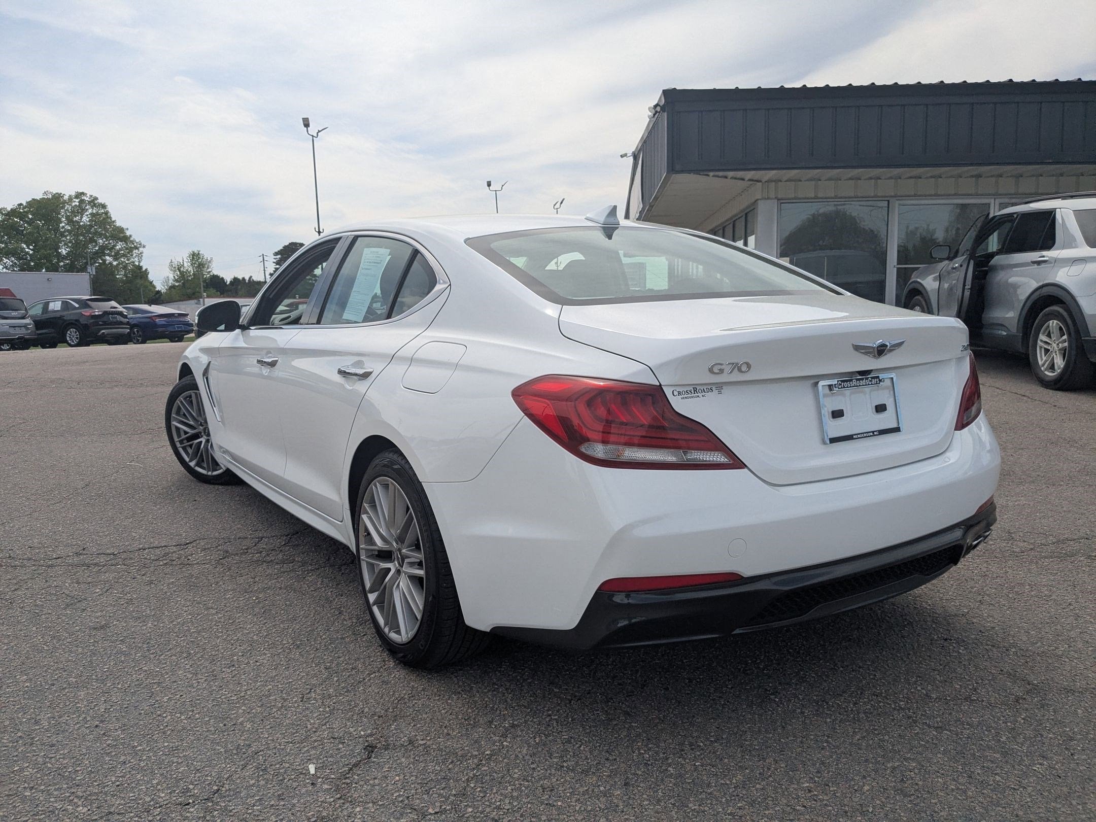 2021 Genesis G70 2.0T RWD
