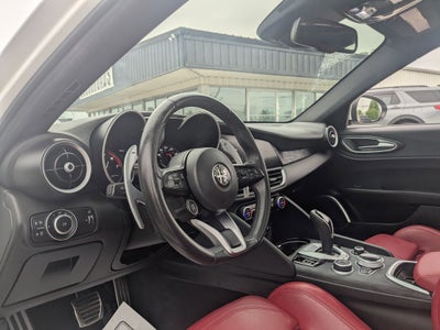 2022 Alfa Romeo Giulia Sprint RWD