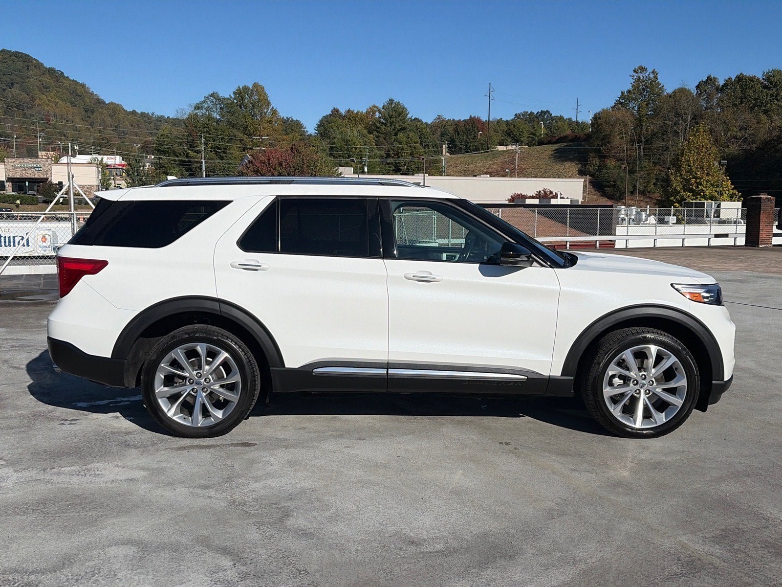 2022 Ford Explorer Platinum