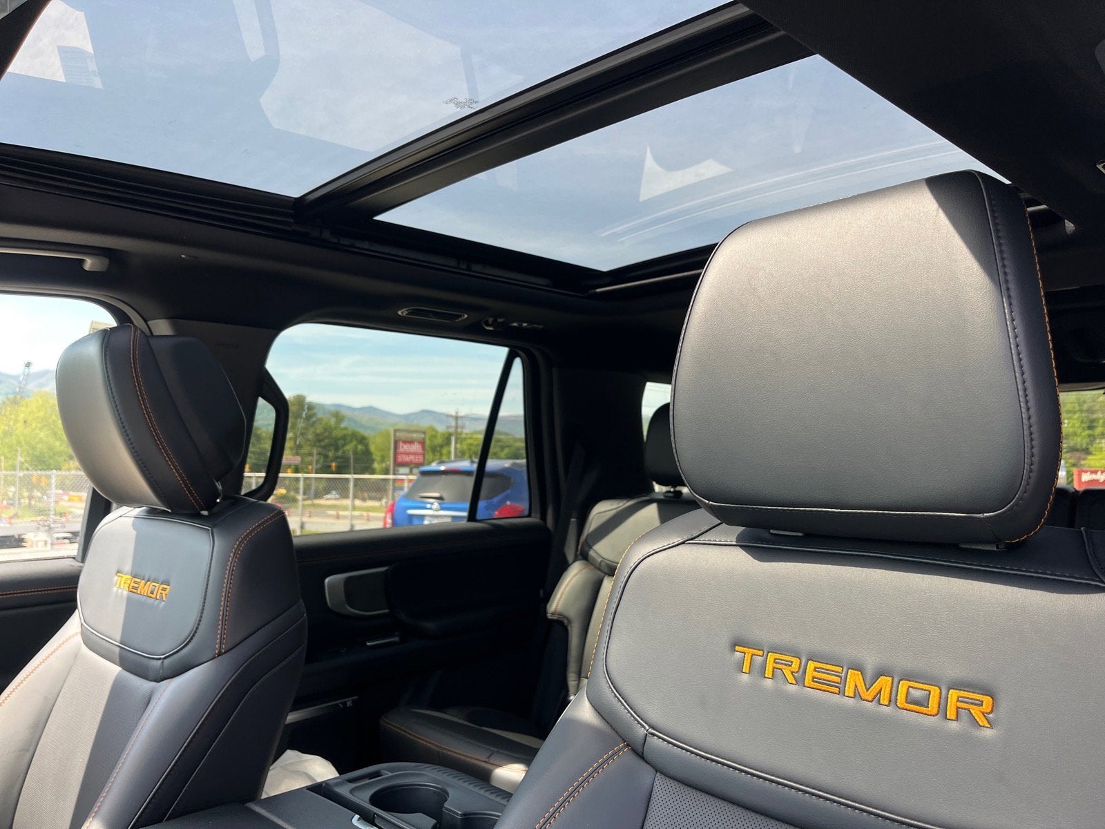 2026 Ford Expedition Tremor