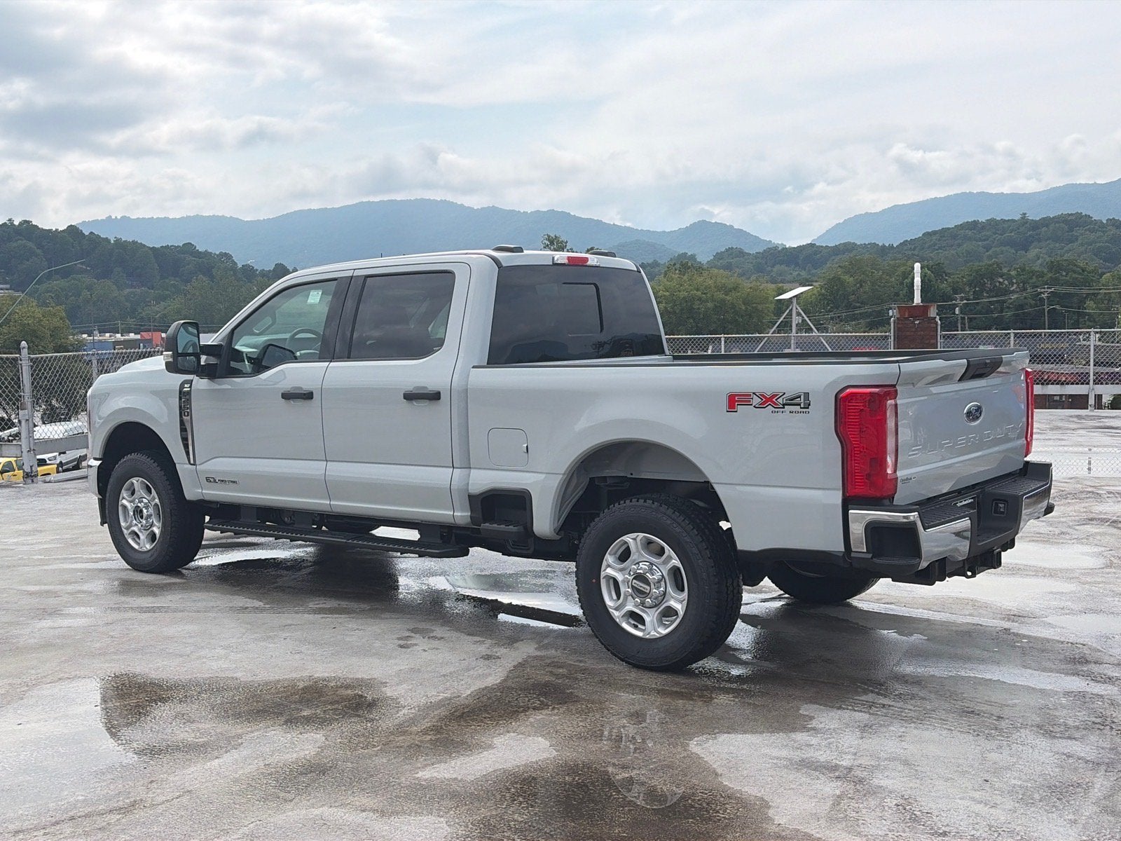 2026 Ford Super Duty F-250 SRW XLT