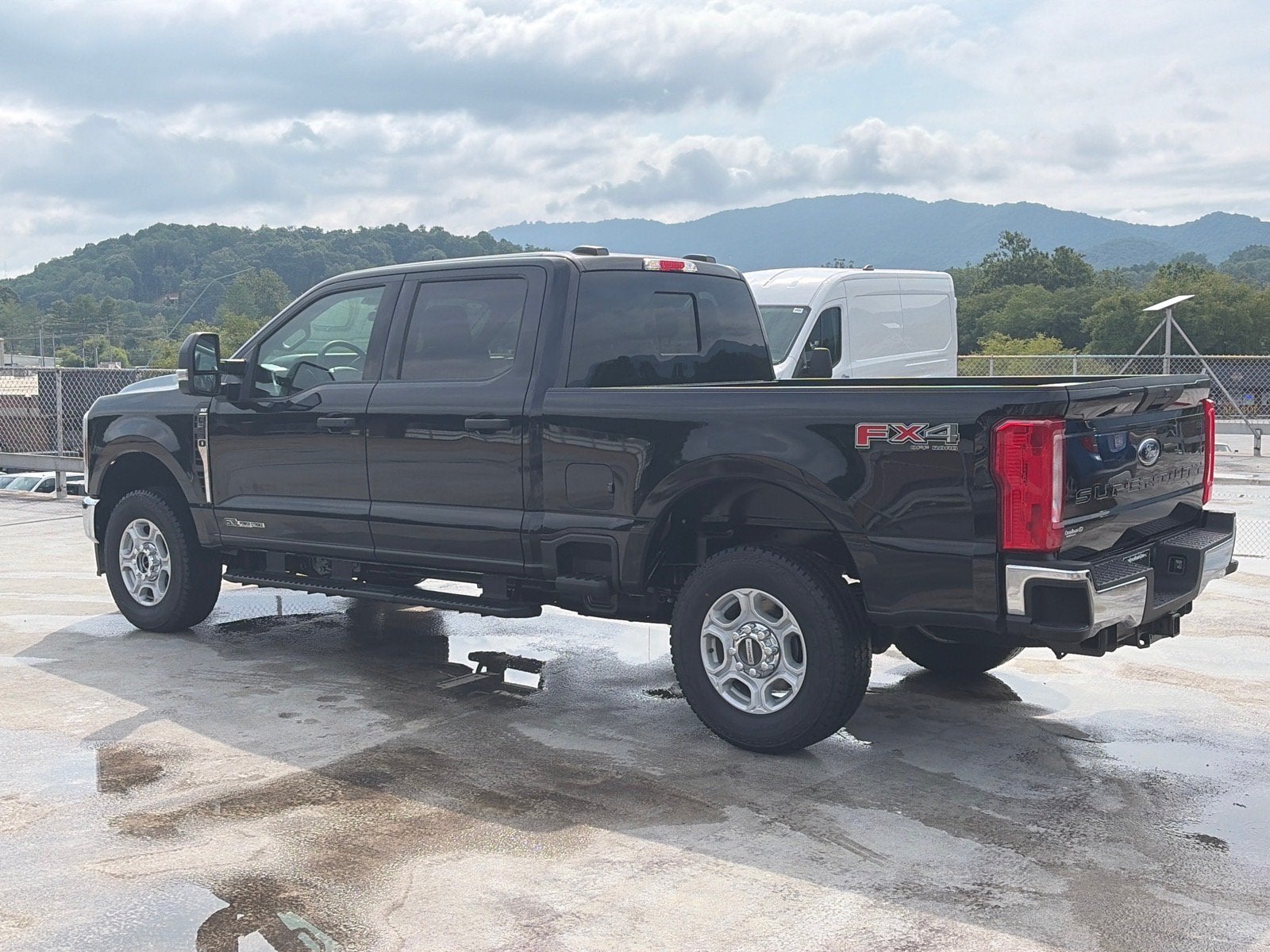 2026 Ford Super Duty F-250 SRW XLT