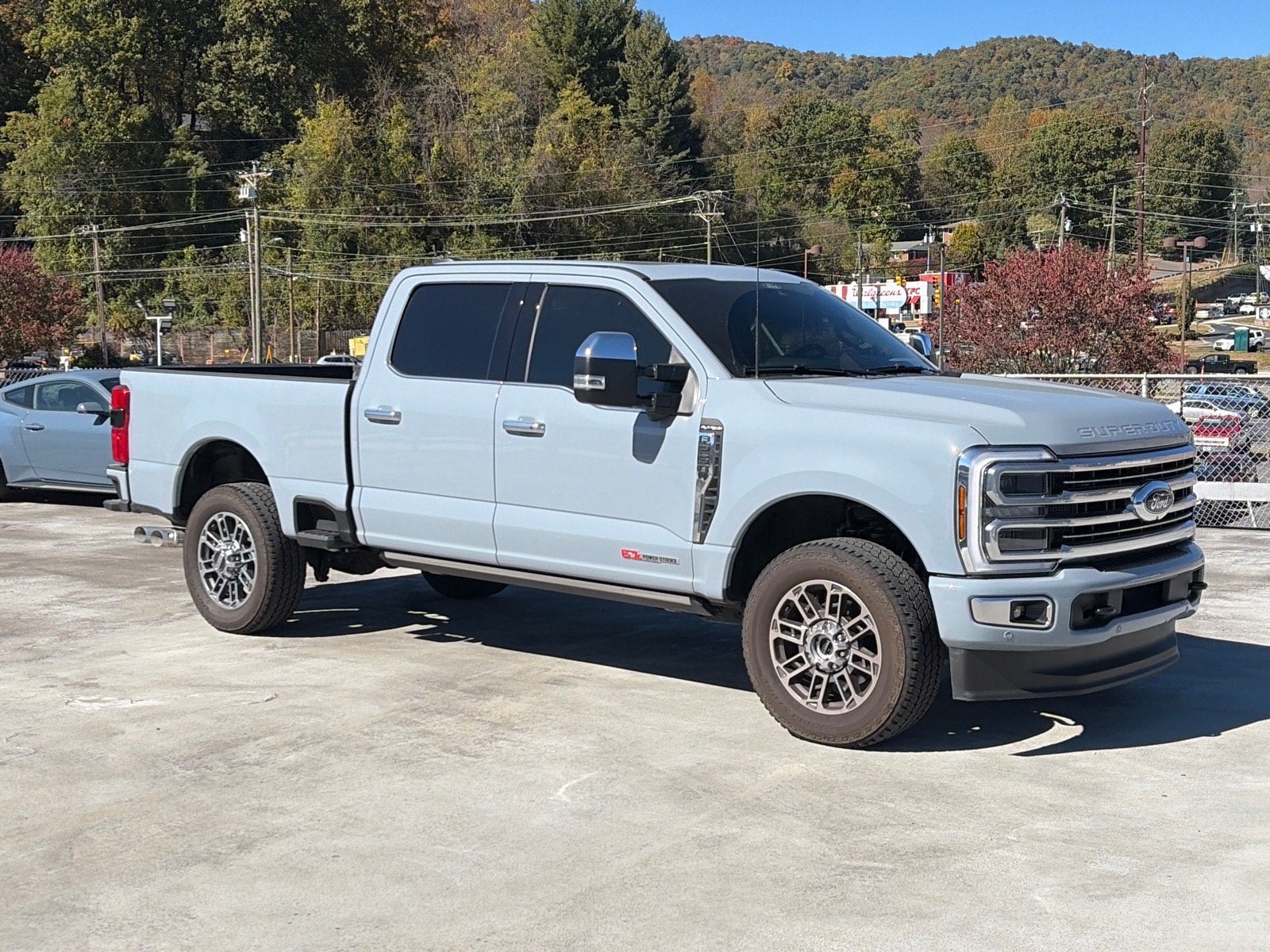 2025 Ford Super Duty F-250 SRW Platinum