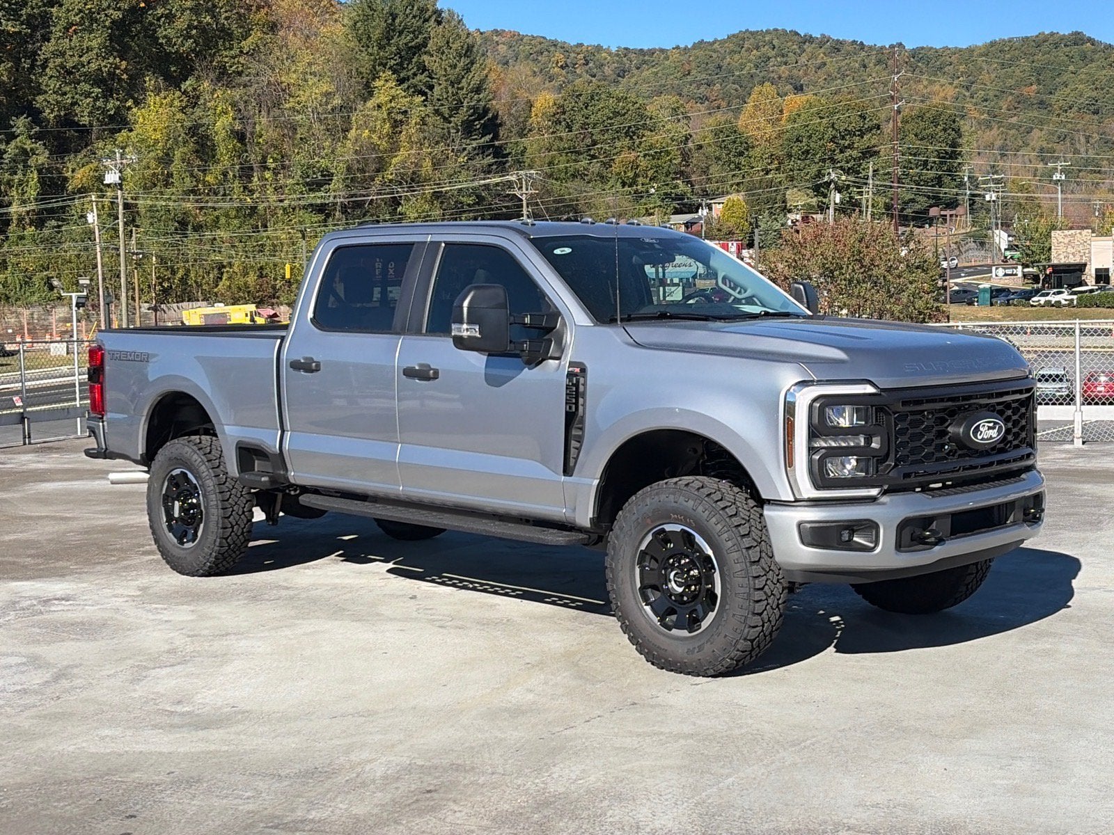 2027 Ford Super Duty F-250 SRW XL