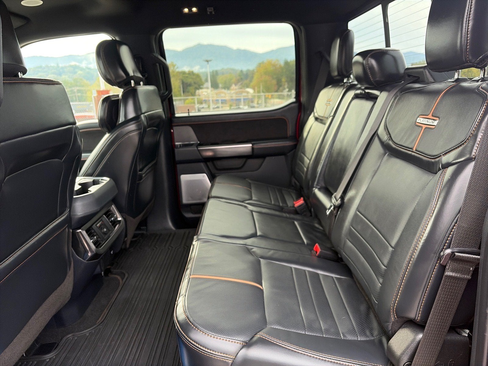 2023 Ford Super Duty F-250 SRW Platinum