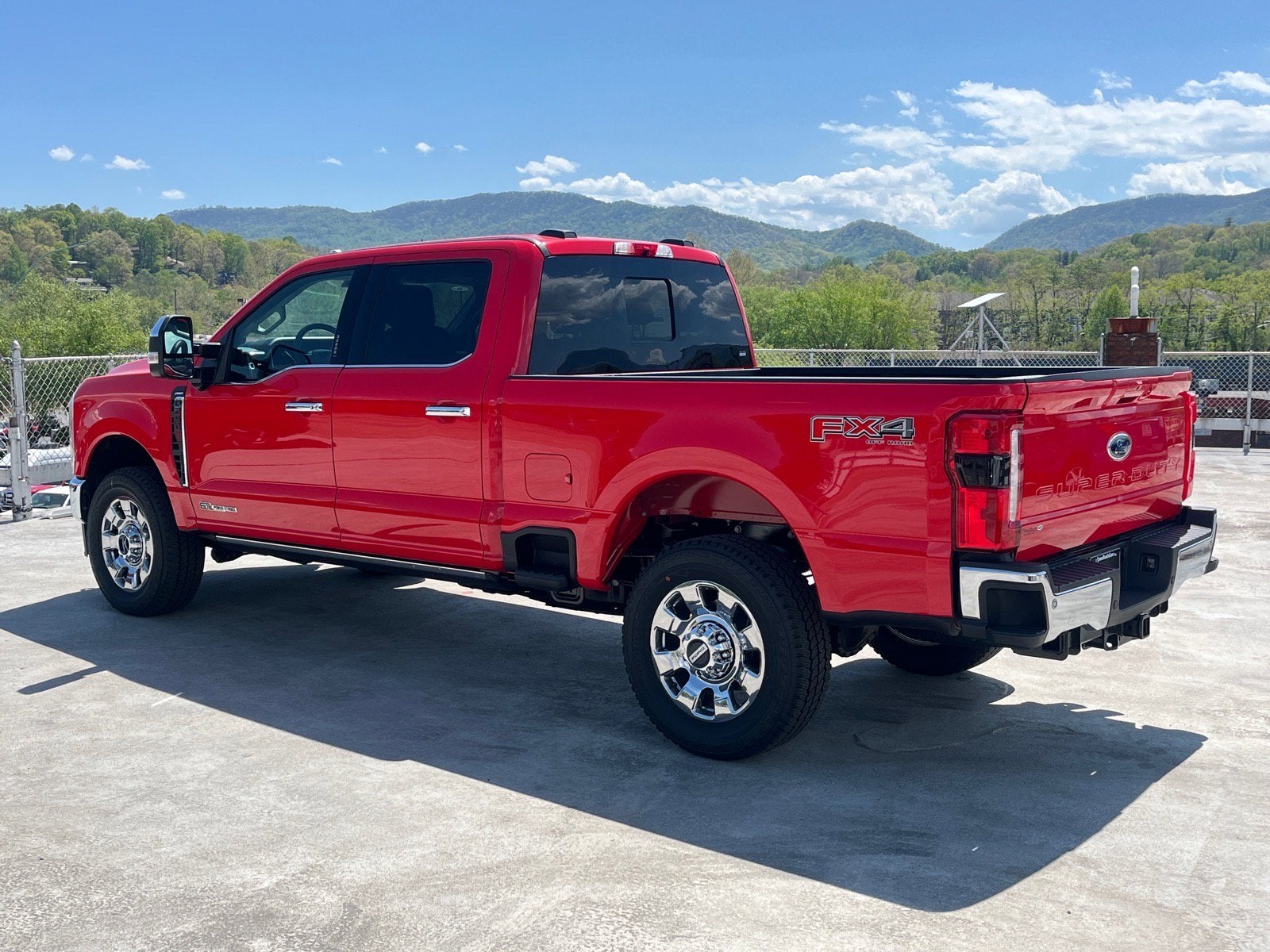 2026 Ford Super Duty F-250 SRW LARIAT