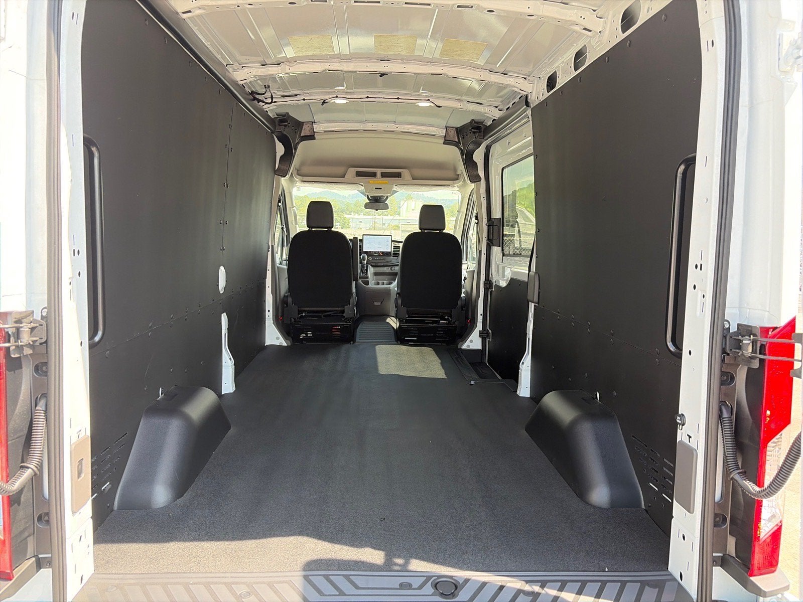 2027 Ford Transit Cargo Van T-250 148" Med Rf 9150 GVWR AWD