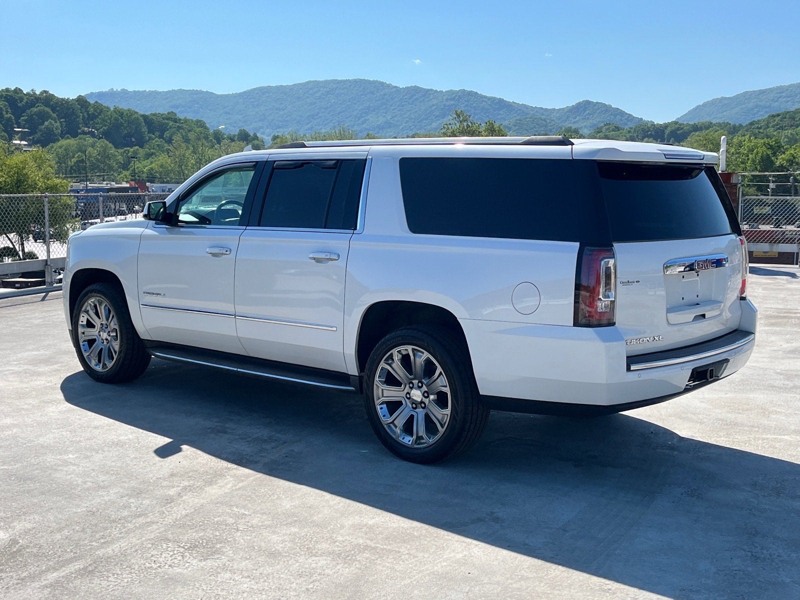 2016 GMC Yukon XL Denali