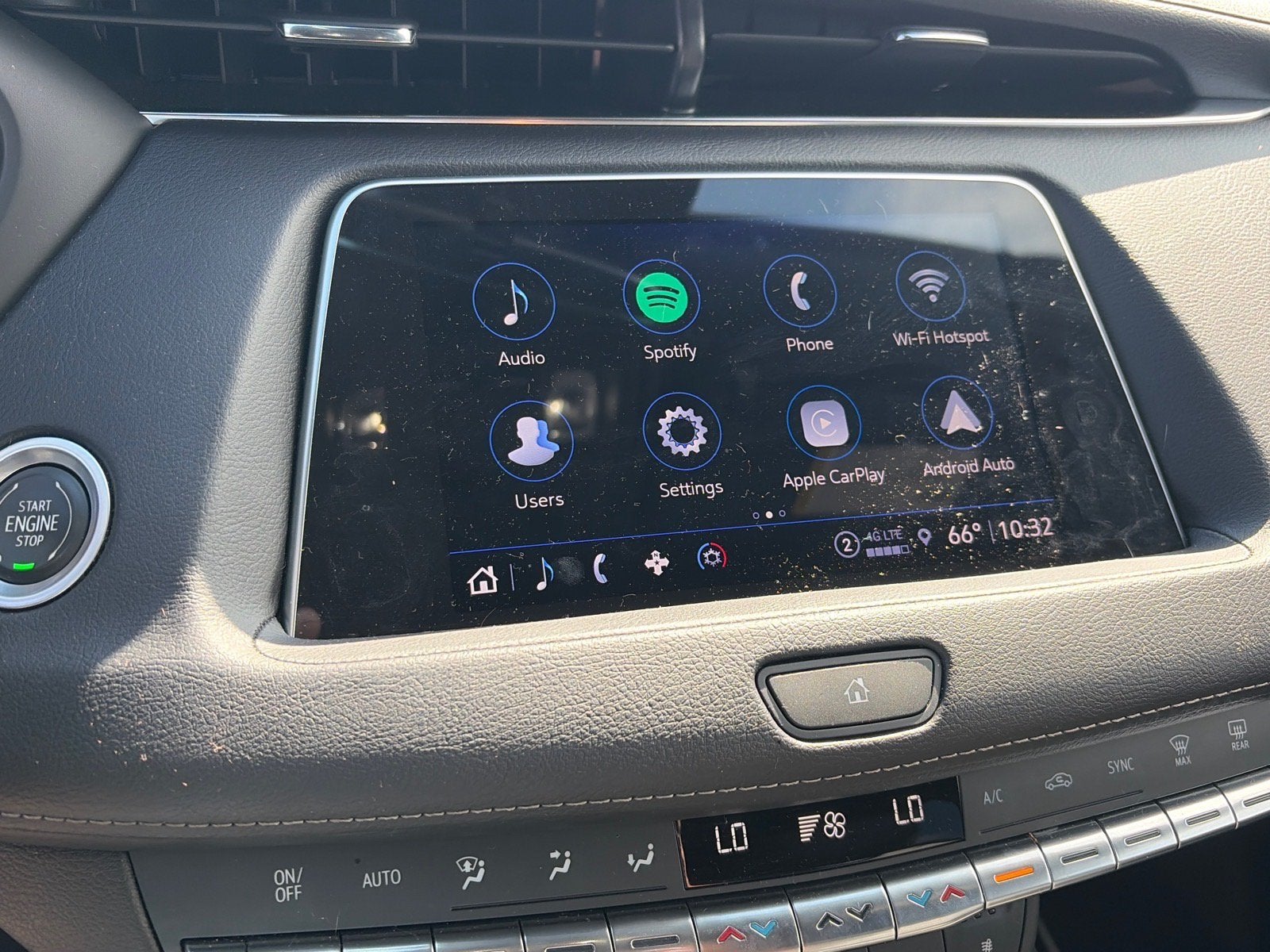 2023 Cadillac XT4 AWD Luxury