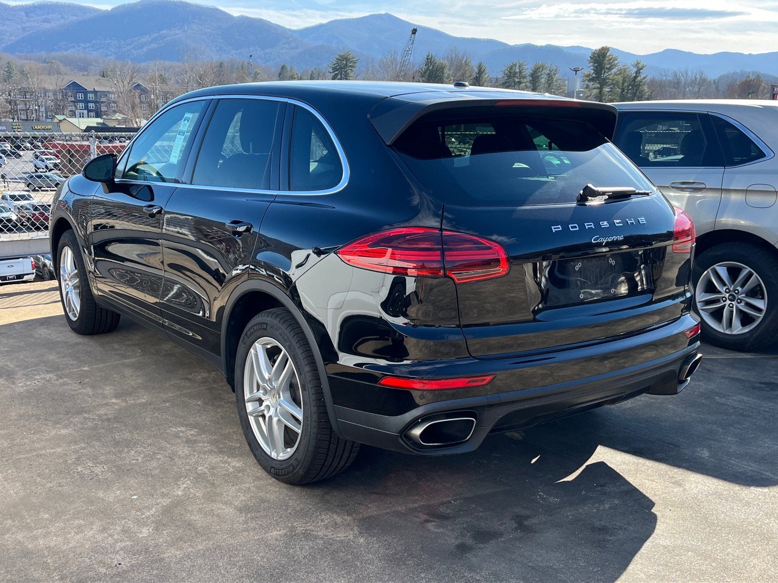 2016 Porsche Cayenne AWD 4dr