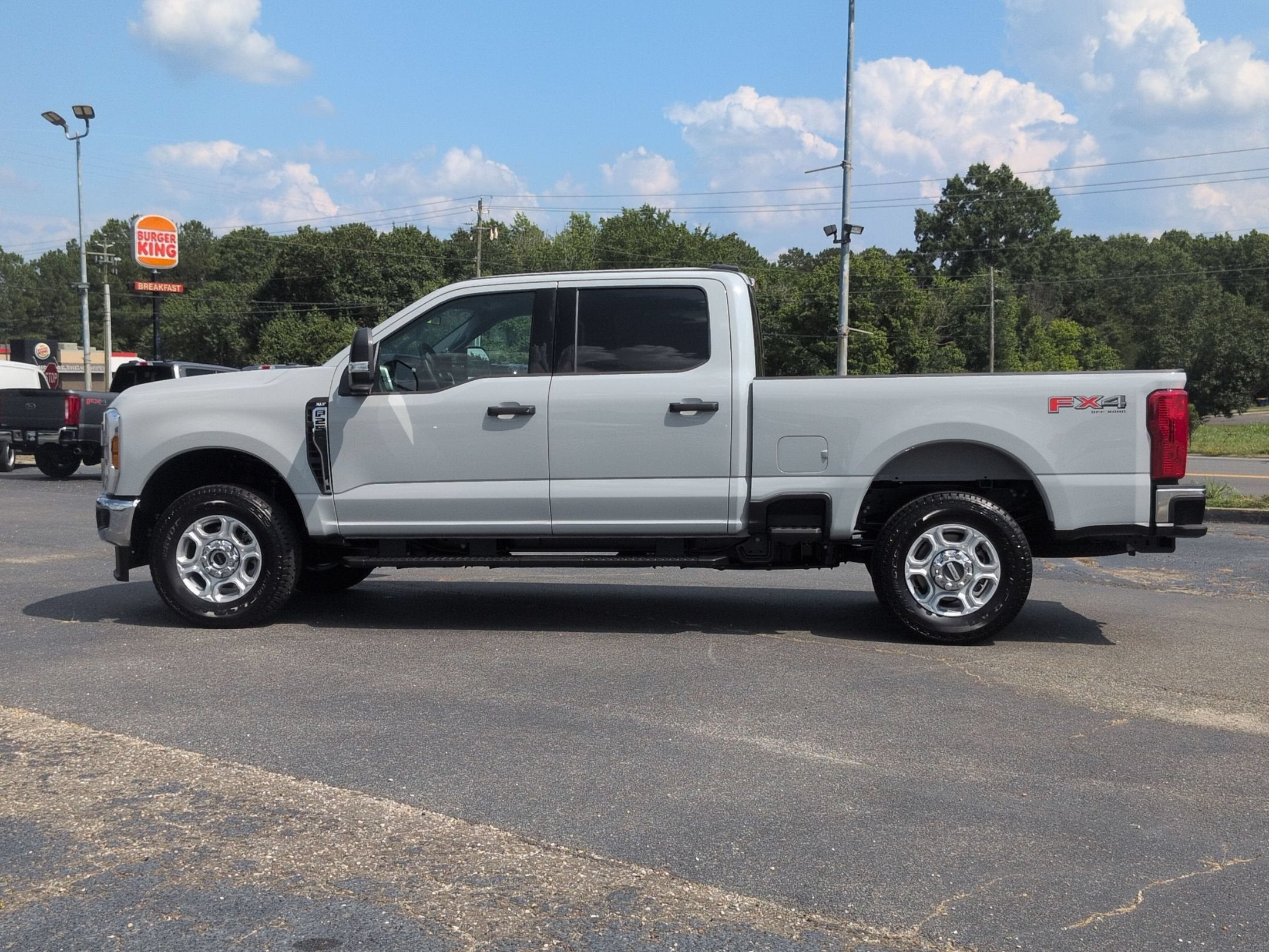 2026 Ford Super Duty F-250 SRW XLT