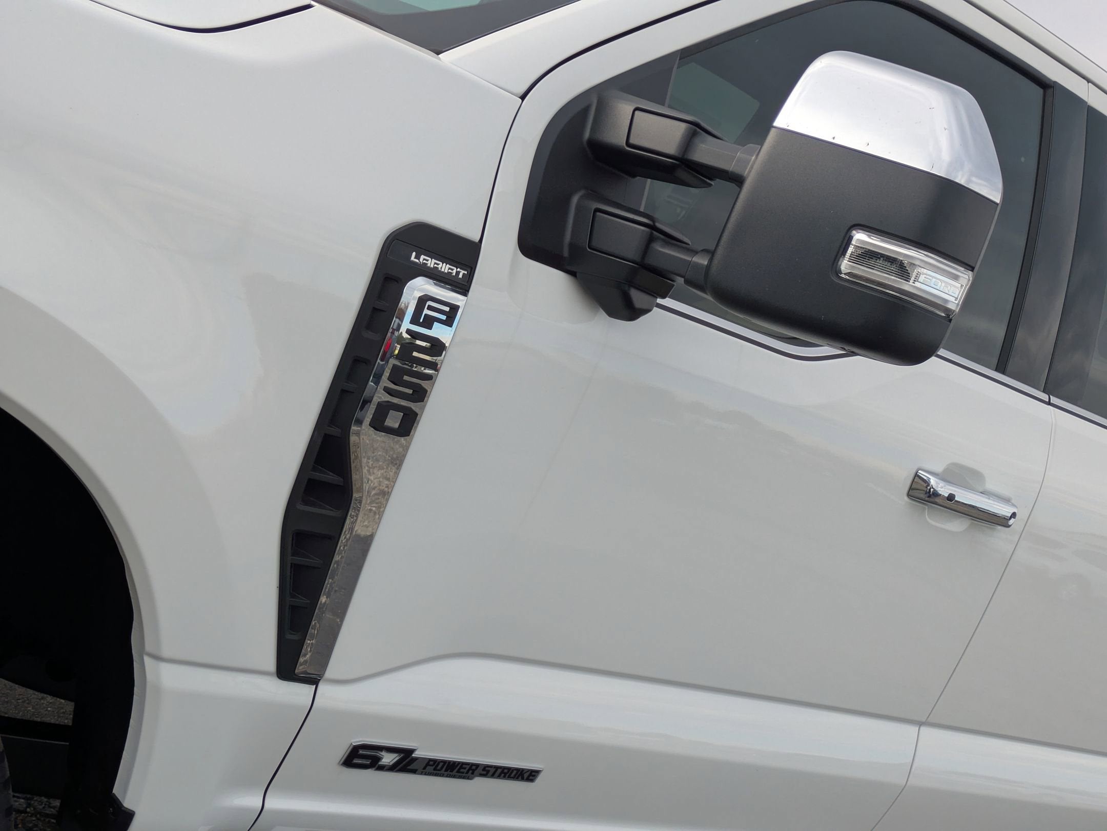 2026 Ford Super Duty F-250 SRW LARIAT