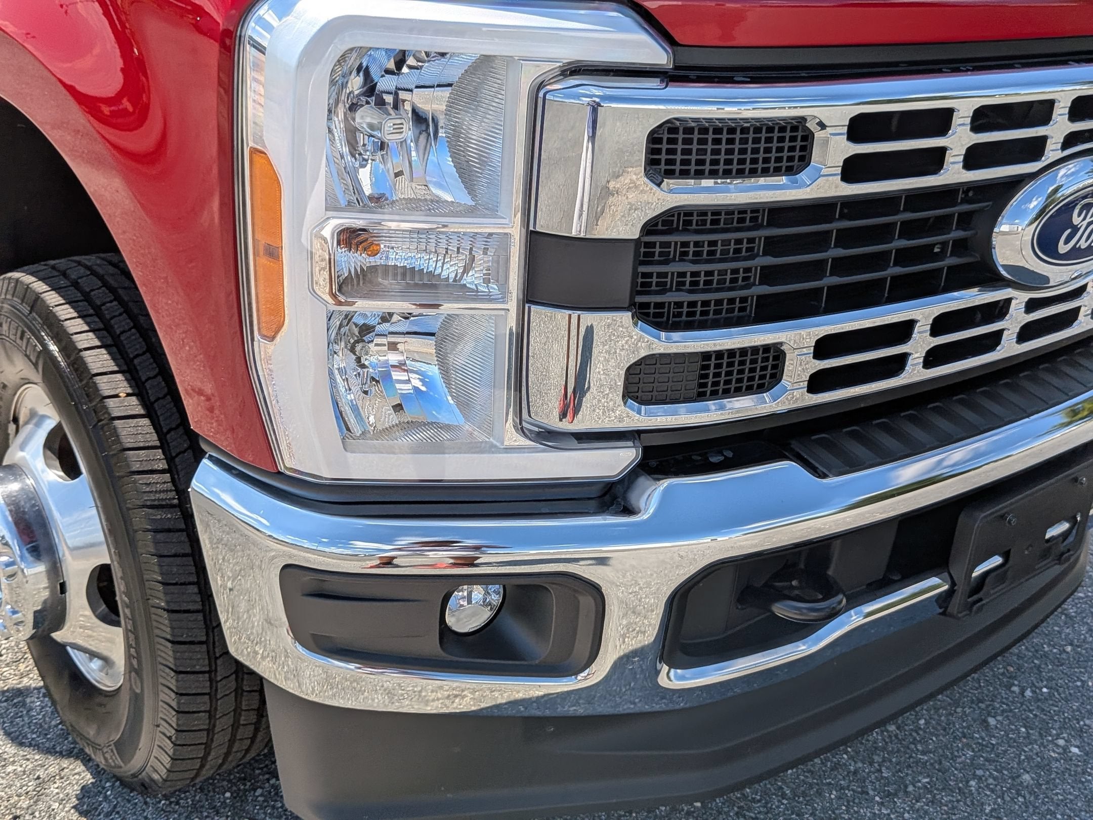 2023 Ford Super Duty F-350 DRW XLT
