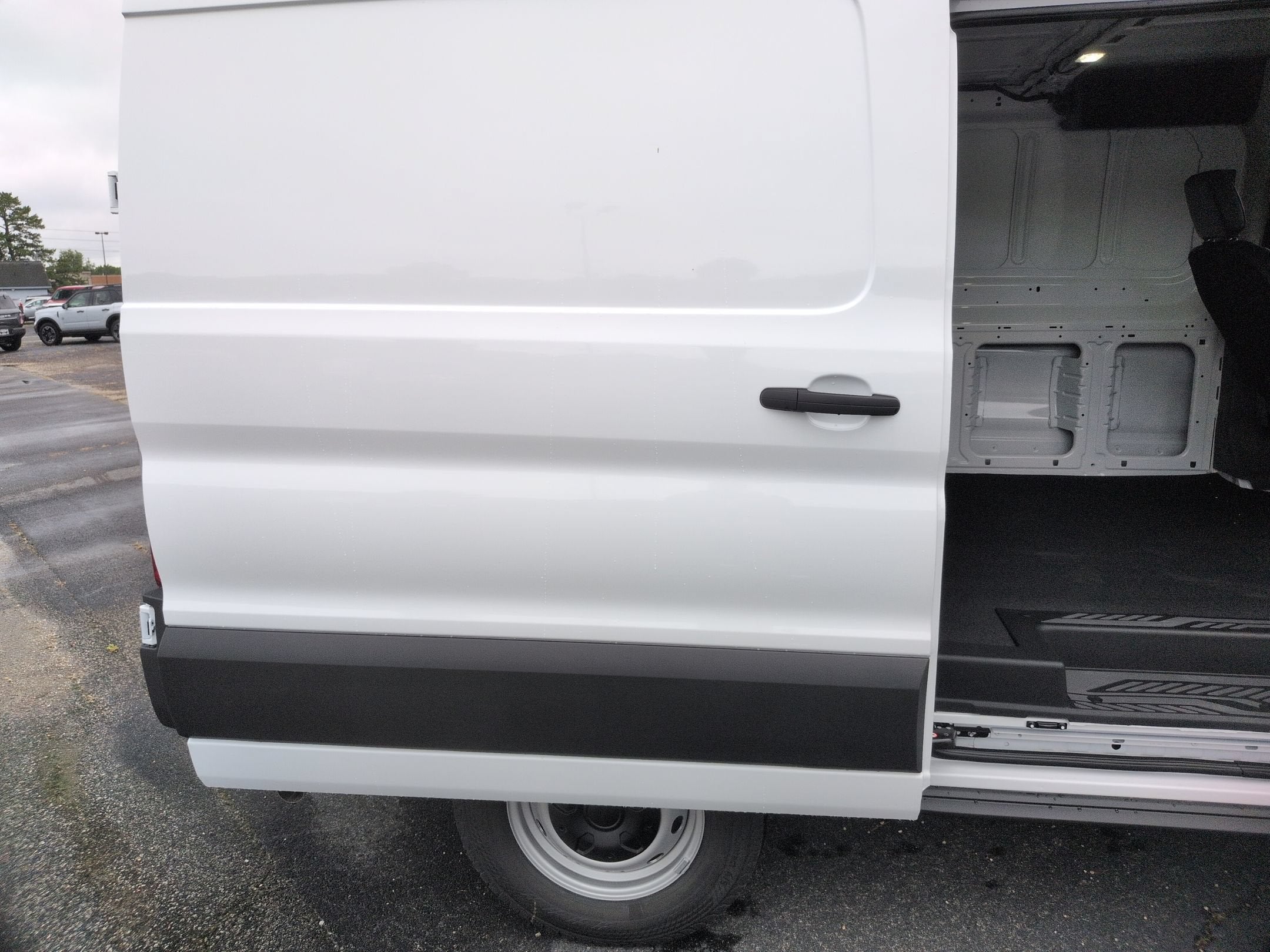 2026 Ford Transit Cargo Van Base