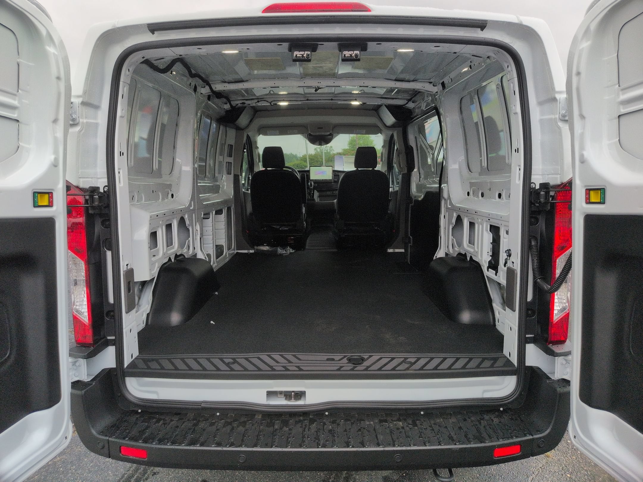 2026 Ford Transit Cargo Van Base