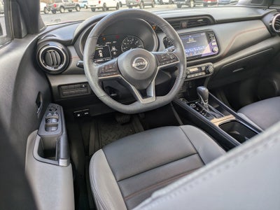 2023 Nissan Kicks SR