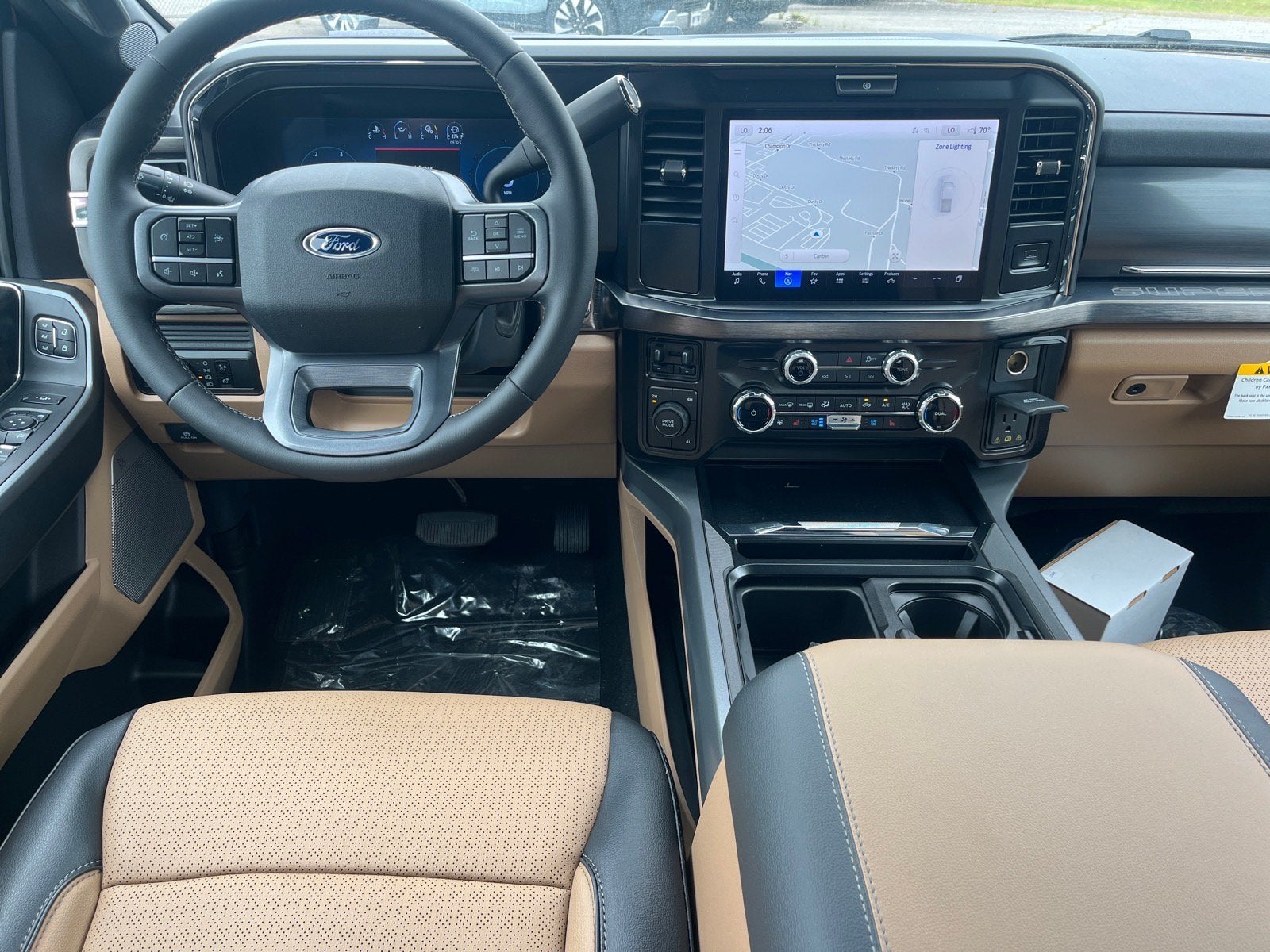 2026 Ford Super Duty F-350 DRW Lariat DRW