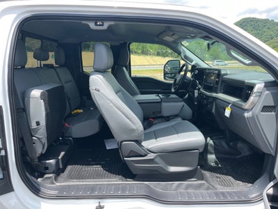 2025 Ford Super Duty F-350 DRW XL