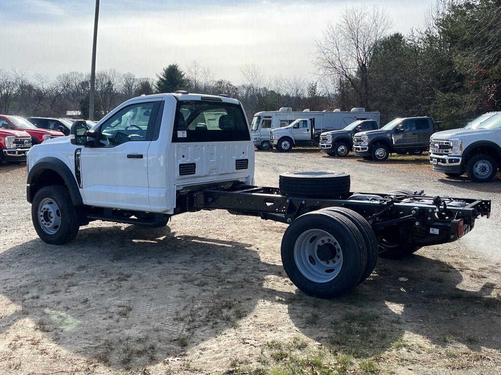 2026 Ford Super Duty F-600 DRW XL