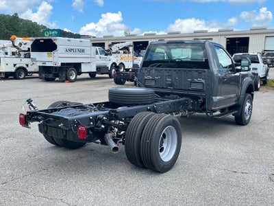 2025 Ford Super Duty F-600 DRW XL